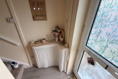 house - semi-detached for rent pen y cae