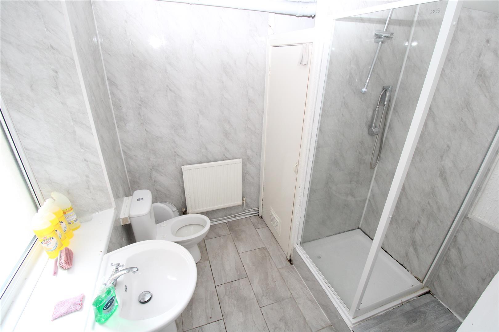 room for rent broadway