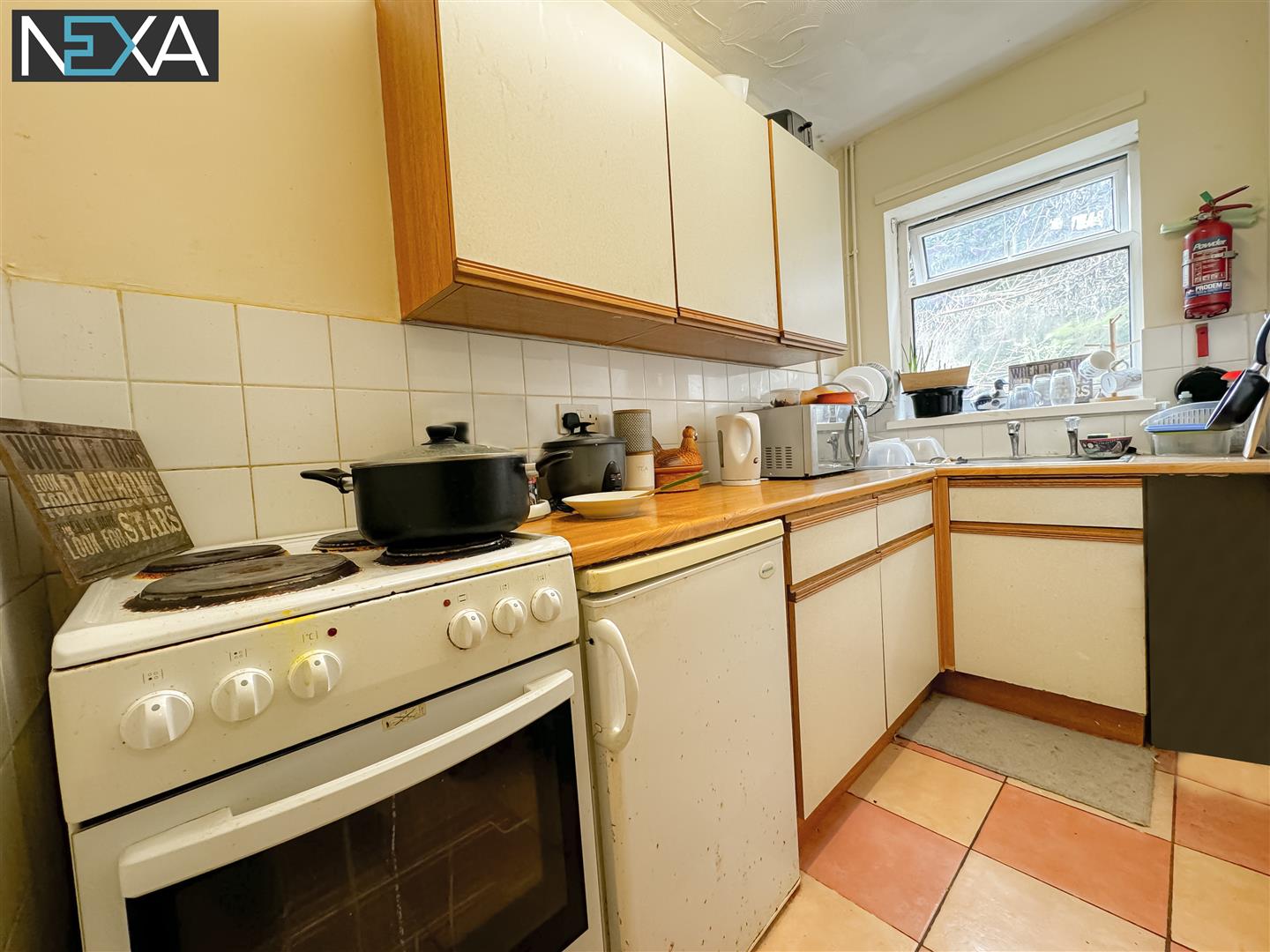 flat for rent stow hill