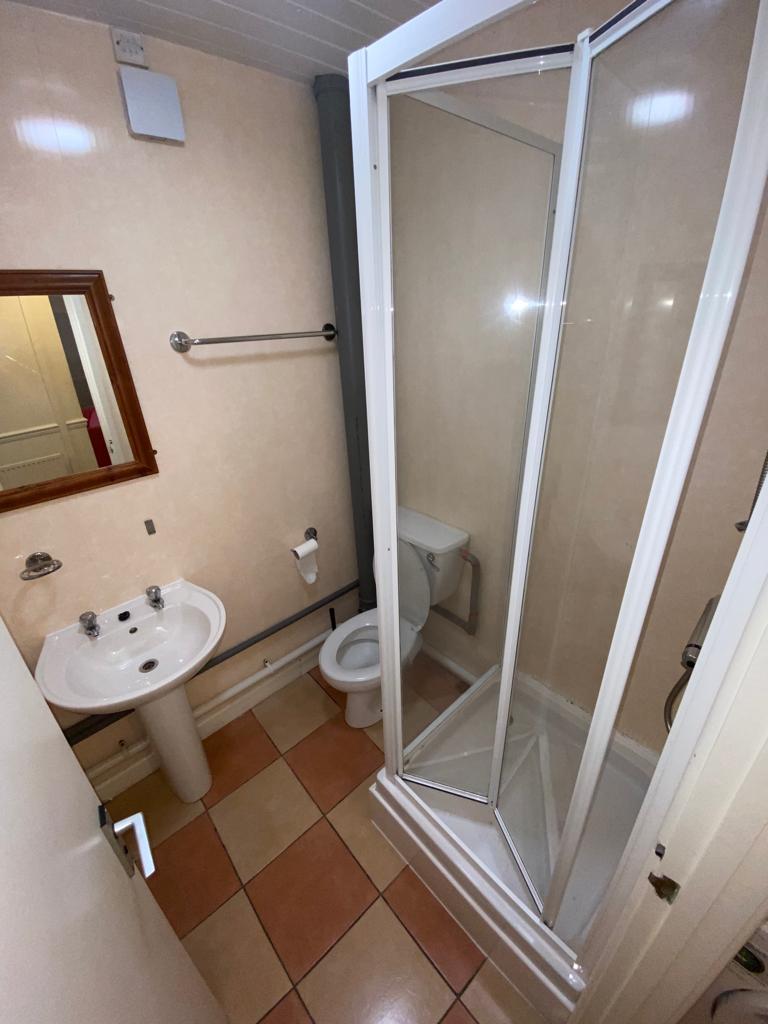 flat for rent stow hill