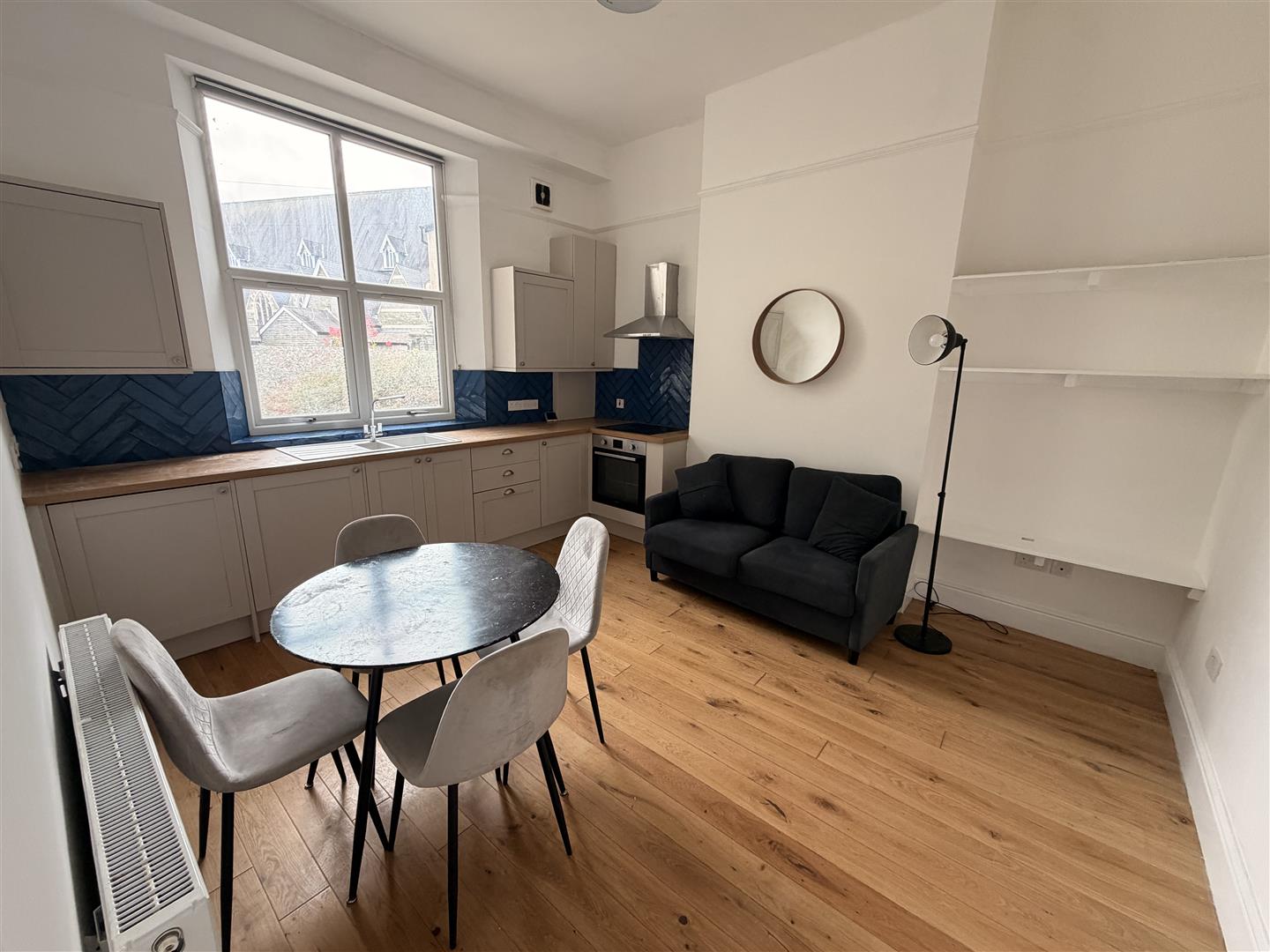 flat for rent richmond road