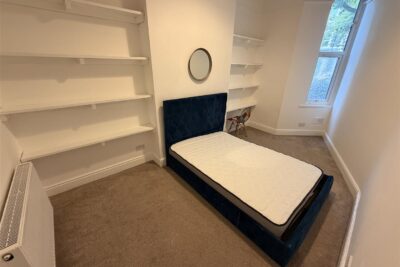 flat for rent richmond road