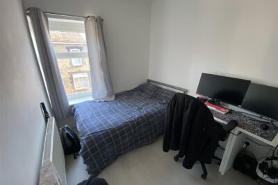 house - terraced for rent queen street