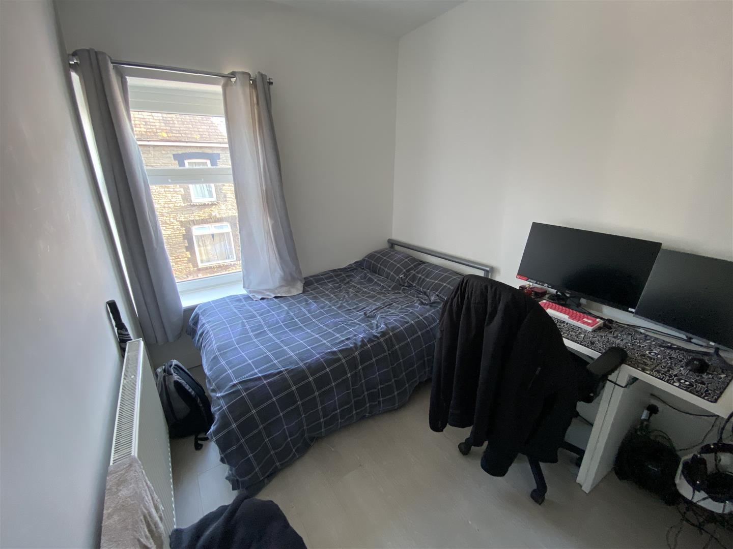 house - terraced for rent queen street