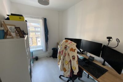 house - terraced for rent queen street