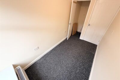 house - semi-detached for rent whittington street