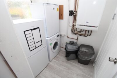 house - terraced for rent park street