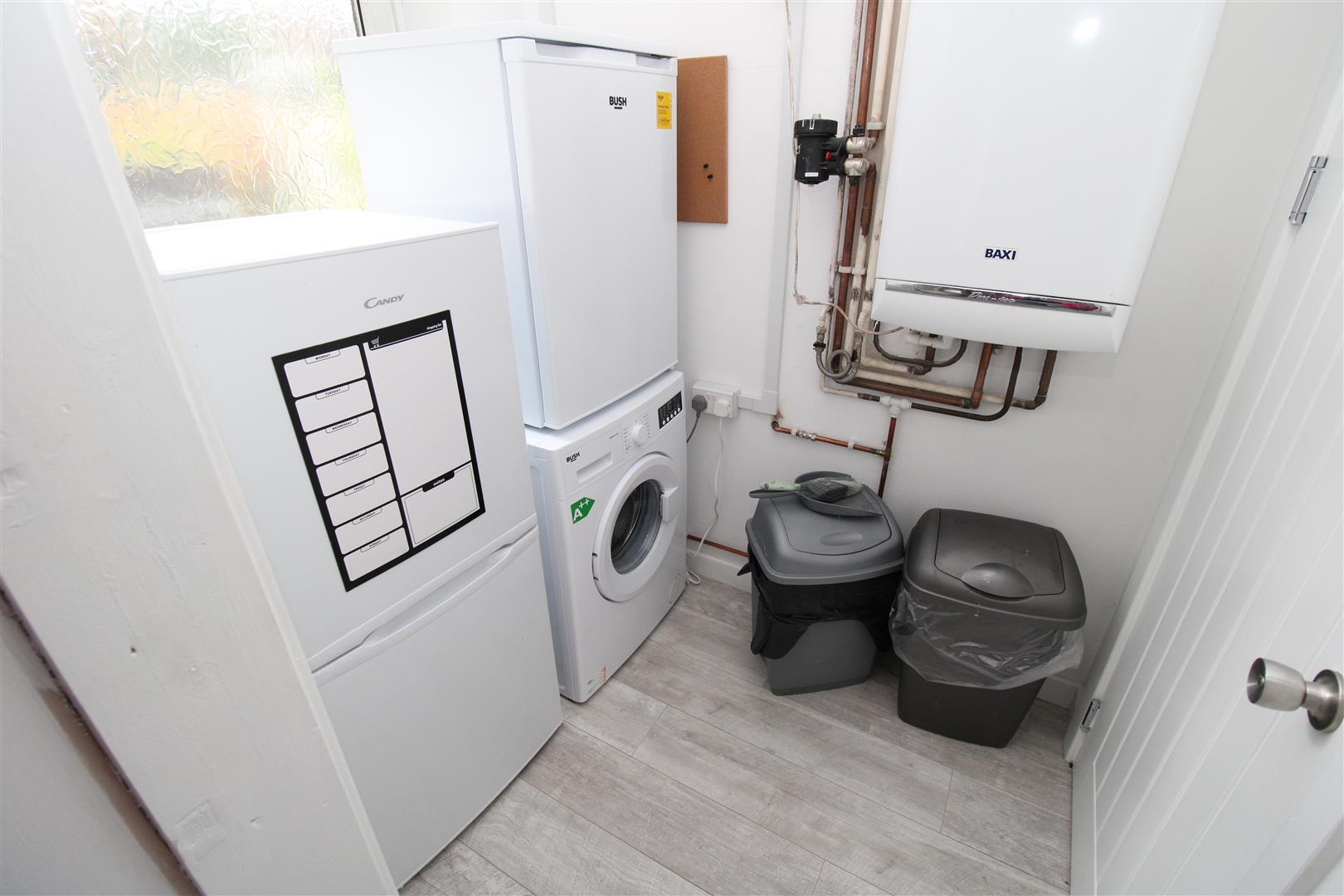 house - terraced for rent park street