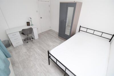 house - terraced for rent park street