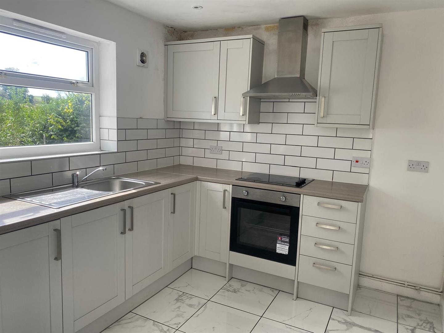 house for rent glan ebbw terrace