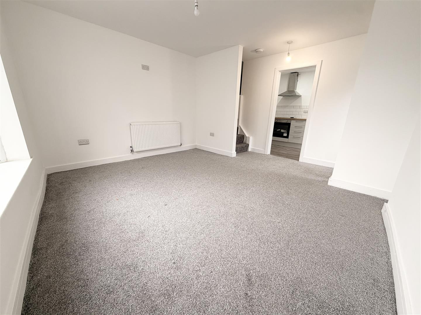 house - semi-detached for rent ystrad road