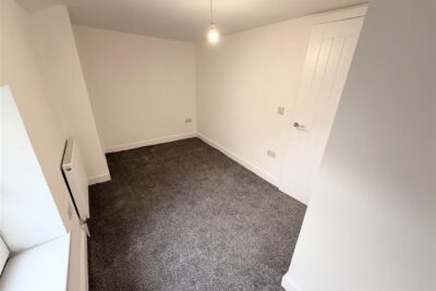 house - semi-detached for rent ystrad road