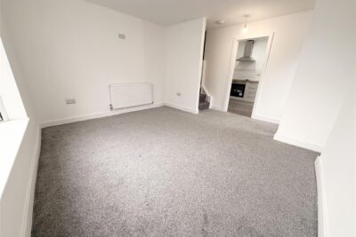 house - semi-detached for rent ystrad road