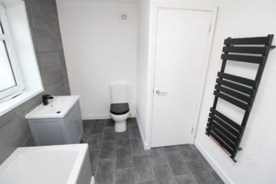 house for rent cemetery road