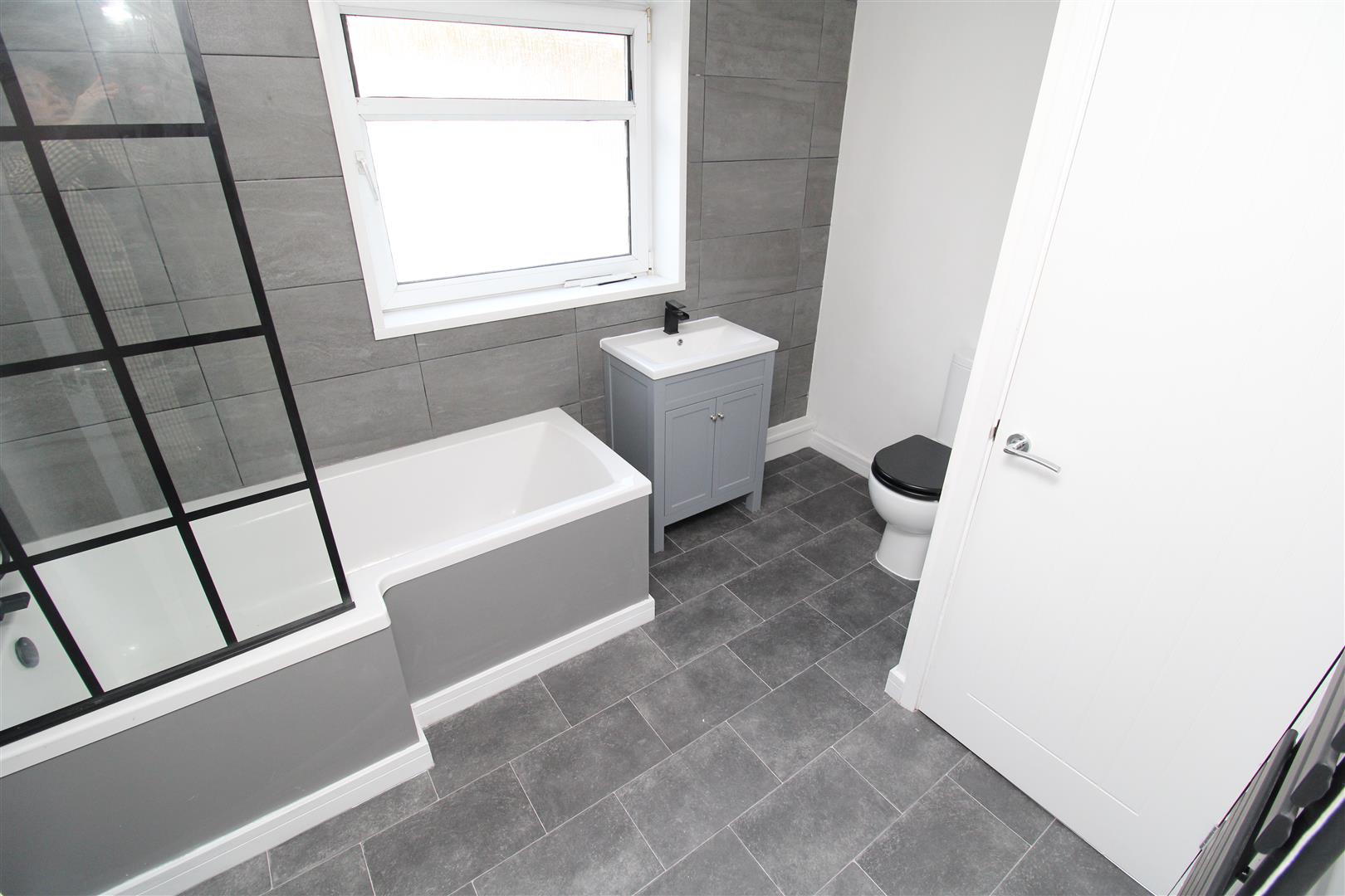 house for rent cemetery road