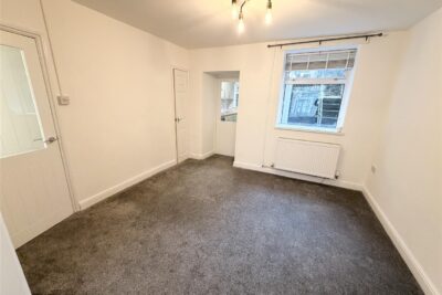 house - terraced for rent brynteg terrace