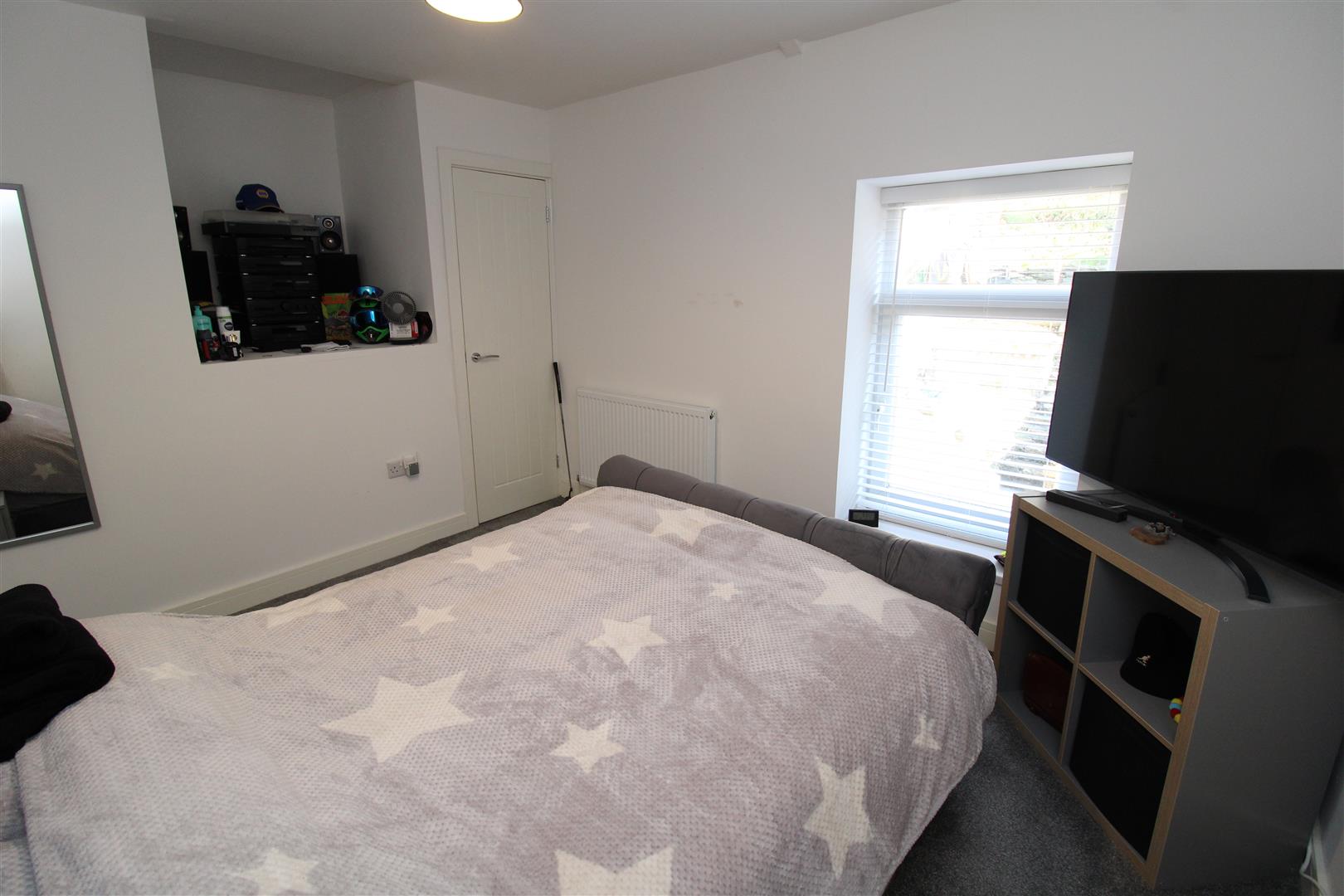 house - terraced for rent bailey street