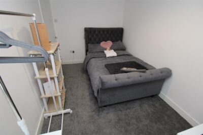 house - terraced for rent bailey street