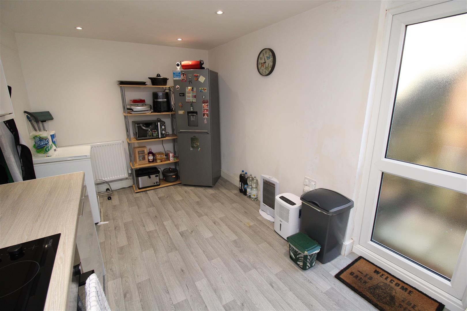 house - terraced for rent bailey street