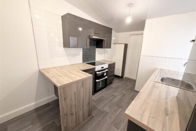 house - terraced for rent station terrace