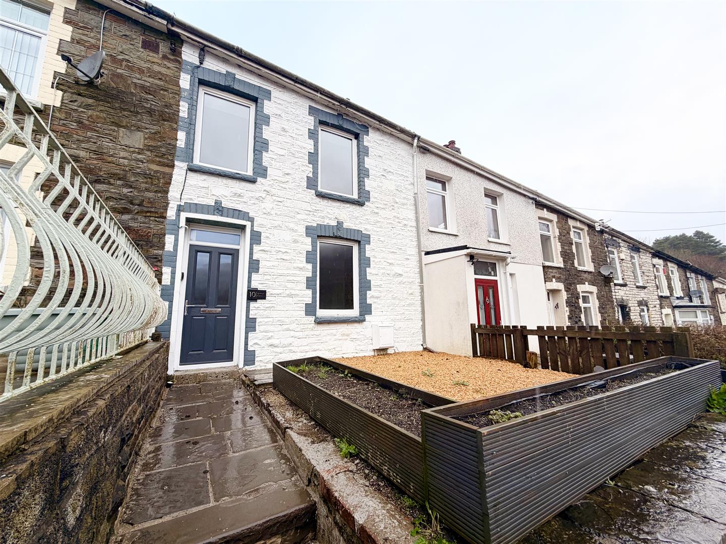 house - terraced for rent station terrace