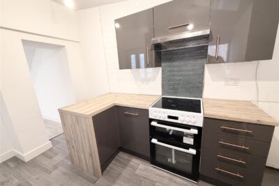 house - terraced for rent station terrace