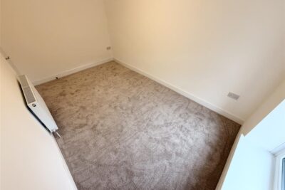 house - end terrace for rent shady road