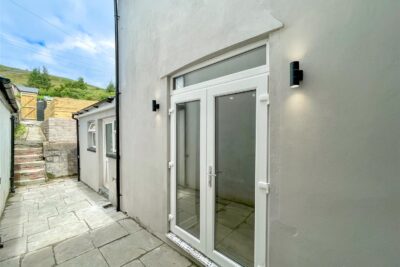 house - terraced for sale ynyswen road