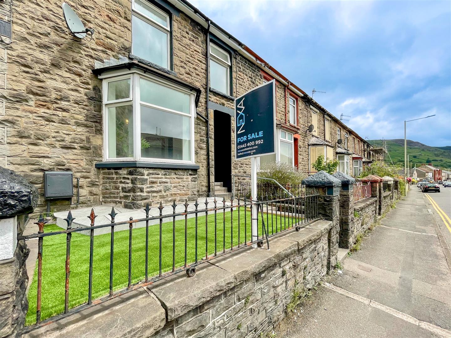 house - terraced for sale ynyswen road