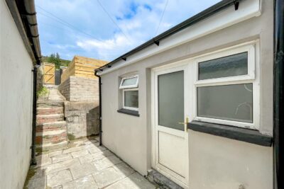 house - terraced for sale ynyswen road