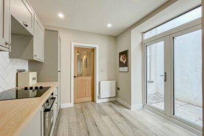 house - terraced for sale ynyswen road