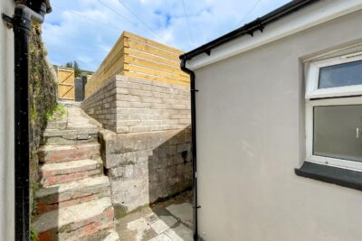 house - terraced for sale ynyswen road