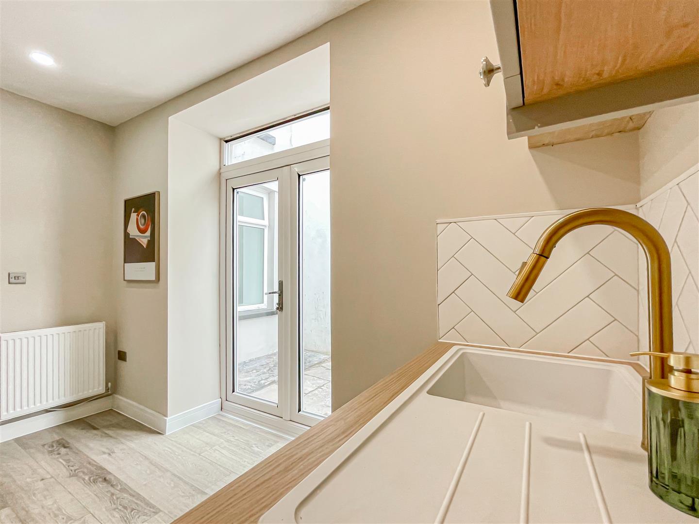 house - terraced for sale ynyswen road