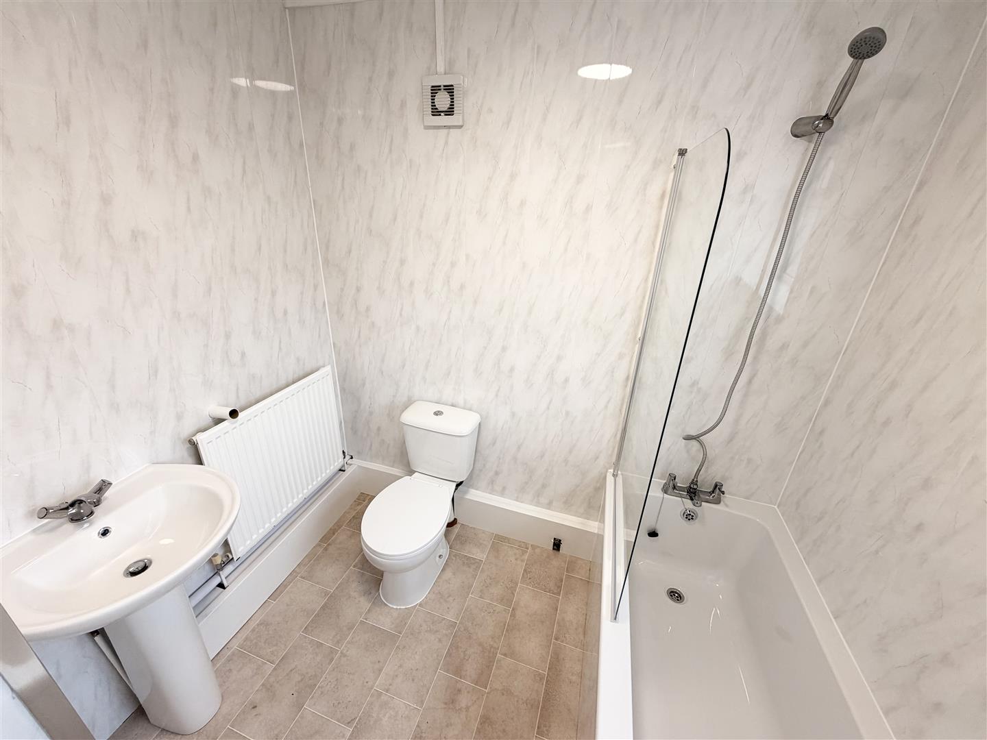 house - terraced for rent wern street