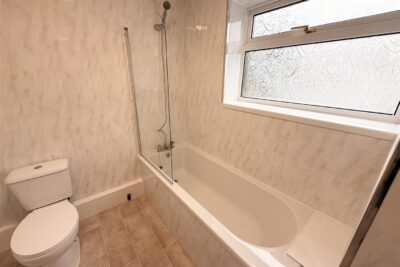 house - terraced for rent wern street