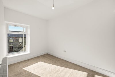 house - terraced for sale ynyswen road