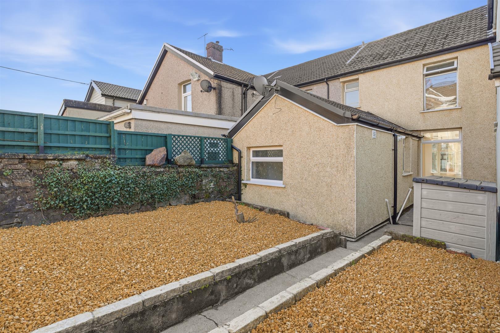house - terraced for sale ynyswen road