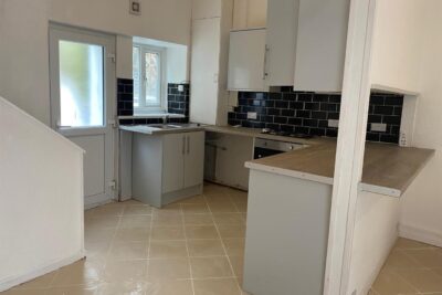 house - terraced for rent llewellyn street