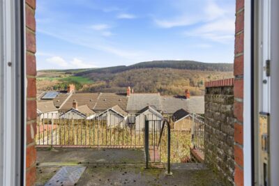 house - terraced for sale ty'r felin street