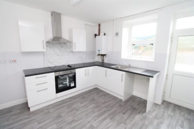 house - terraced for sale ty'r felin street