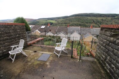 house - terraced for sale ty'r felin street
