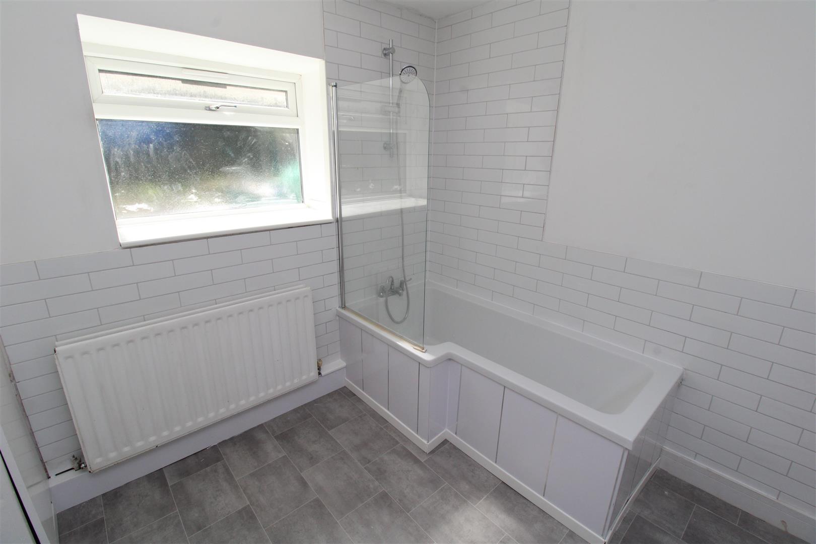 flat for rent neath road