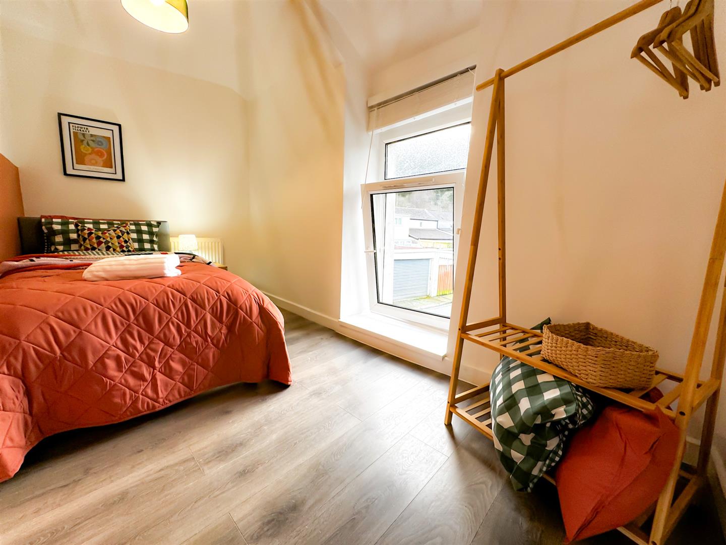 house - end terrace for rent windsor street