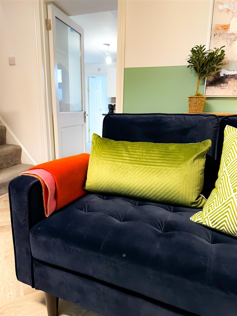 house - end terrace for rent windsor street