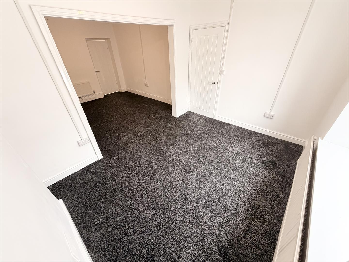 house - terraced for rent new street