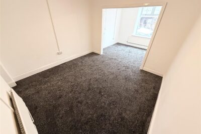 house - terraced for rent new street