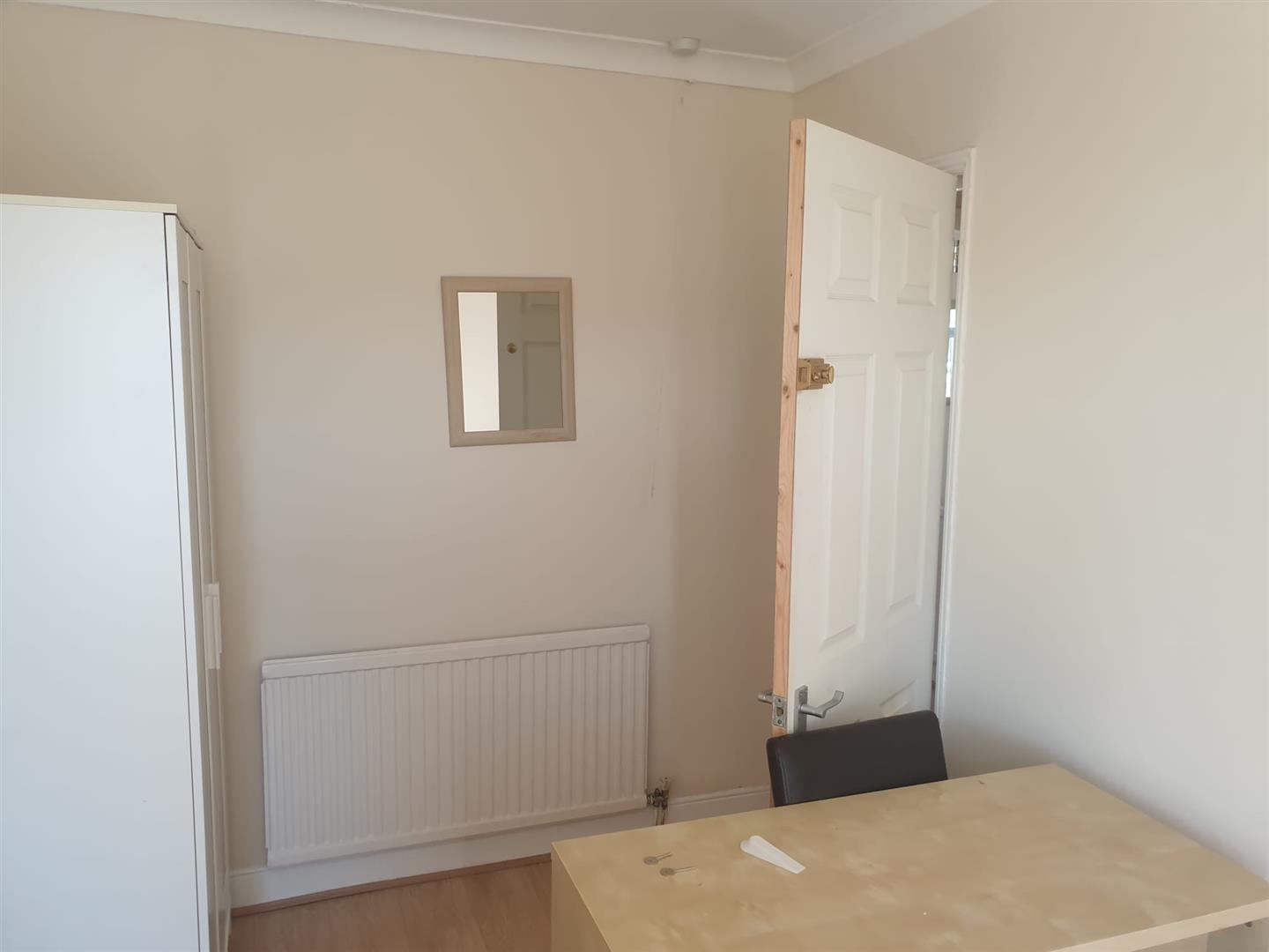 house - terraced for sale king street