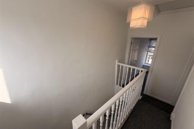 house - terraced for rent whitting street