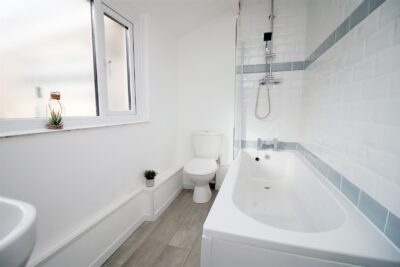 house - terraced for rent whitting street