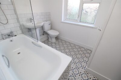 house - terraced for rent oak street